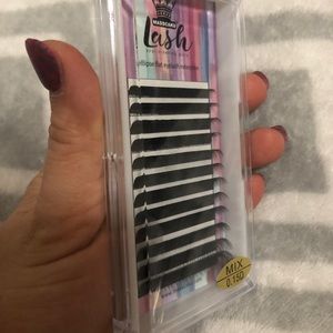 Single eyelashes extensions mix size D curl 0.15